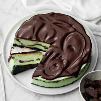 Mint Chocolate Cheesecake Recipe: How to Make It image