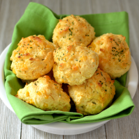 WHAT GOES GOOD WITH CHEDDAR BISCUITS RECIPES
