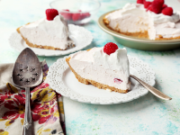 Raspberry and Cream Frozen Yogurt Pie Recipe - Food.com image