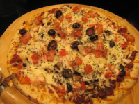 Bruschetta Pizza Recipe - Food.com image