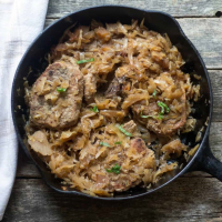 BAKED PORK CHOPS WITH SAUERKRAUT AND POTATOES RECIPES
