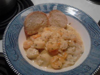 Easy Shrimp and Scallop in White Wine Sauce Recipe - Food.com image