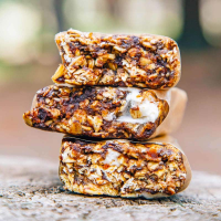 S'mores Granola Bars - Fresh Off the Grid image