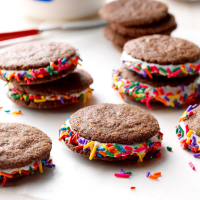 Rainbow S'moreo Cookies Recipe: How to Make It image