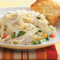 WHAT VEGETABLES GO IN CHICKEN ALFREDO RECIPES