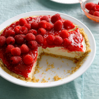 Contest-Winning Raspberry Cream Pie Recipe: How to Make It image