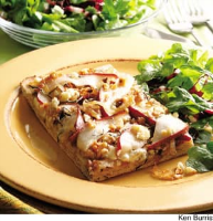 Healthy Recipes: Pear & Blue Cheese Flatbread image