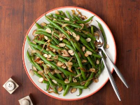 GREEN BEANS WITH ALMONDS AND ONIONS RECIPES