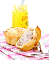 Traditional english pork pies - Recipe Petitchef image