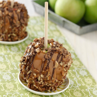 Chocolate Caramel Apples Recipe: How to Make It image