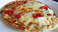 Naan Flatbread Pizza Recipe - Food.com image