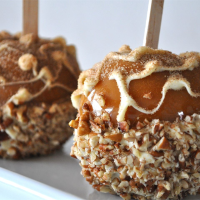 WHAT APPLES TO USE FOR CARAMEL APPLES RECIPES