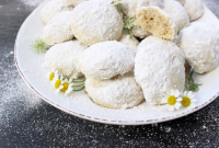 Italian Wedding Cookies Recipe • CiaoFlorentina image