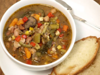 15 Bean, 15 Vegetable Soup | Hurst Beans image