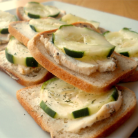 CUCUMBER AND RYE BREAD APPETIZER RECIPES