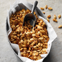 Spicy Pumpkin Seeds Recipe: How to Make It image