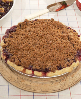 Blueberry Crumble Pie Recipe - Martha Stewart image
