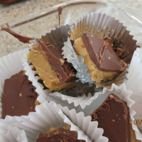 PEANUT BUTTER AND CHOCOLATE CANDY BARS RECIPES