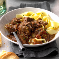 Slow-Cooker Beef with Red Sauce Recipe: How to Make It image