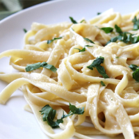 WHAT TO ADD IN ALFREDO SAUCE RECIPES