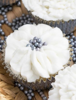 White Wedding Cupcakes - CakeWhiz image