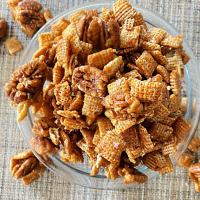 Caramel Pecan Clusters - A sweet snack made with only 3 ... image
