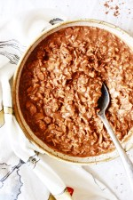 Reese’s Cup Oatmeal [21 Day Fix] - The Garlic Diaries image