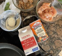Creamy Cajun Shrimp and Chicken Pasta | Foodtalk image
