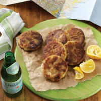 Eastern Shore Crab Cakes Recipe: How to Make It image