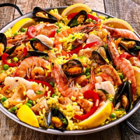 Spanish paella | Love my Salad image