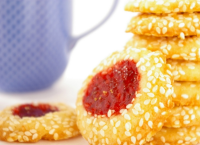 Strawberry Filled Cookies Recipe - Food.com image