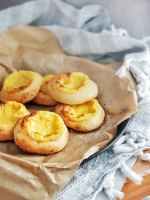 Custard Cream Buns by Apron - foodistisch image