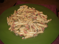 EASY! Penne with chicken, spinach and tomato Alfredo ... image