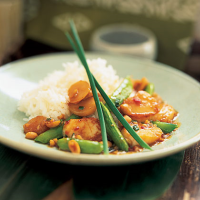 Kung Pao Scallops with Snap Peas Recipe | MyRecipes image