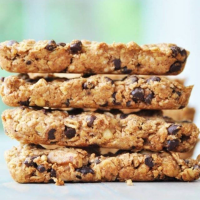 32 Healthy Breakfast Bar Recipes You Can Make at Home image