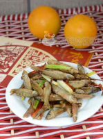 Dry stir-fried small fish recipe - Simple Chinese Food image