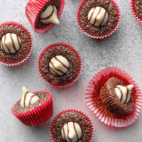 Mini Brownie Treats Recipe: How to Make It image