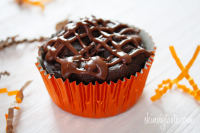 Super Moist Low Fat Chocolate Cupcakes with ... - Skinnytaste image
