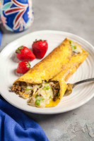 Mexican Omelette With Chorizo | Healthy Delicious image