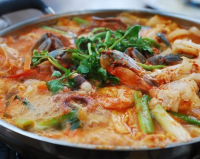 Haemul Jeongol (Spicy Seafood Hot Pot) Recipe | SideChef image