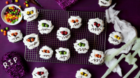 Easy Mummy Cupcakes Recipe - Food.com image