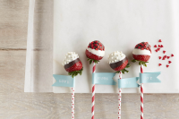Valentine's Day Chocolate Covered Strawberry Pops | Driscoll's image
