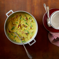 Tandoori-Roasted Cauliflower Soup | Recipes | WW USA image