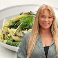 Alix’s Green Veggie And Chicken Sausage Pasta Recipe by Tasty image