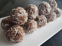 Chocolate Protein Balls Recipe - Food.com image