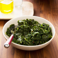 Steamed Kale Recipe: How to Make It image