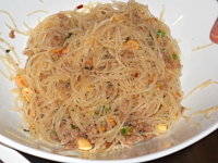 Spicy Glass Noodles With Crispy Pork (Yum Woon Sen) Recipe ... image