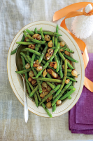 Balsamic Green Beans with Pearl Onions Recipe | Southern ... image