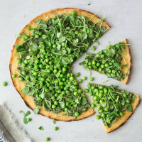 17 Rustic Veggie Pizzas to Liven Up Your Meatless Monday ... image