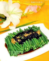 Cowpeas with black sesame sauce recipe - Simple Chinese Food image